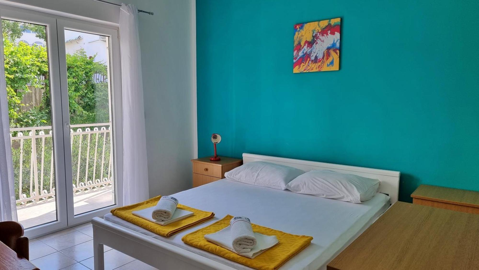 Apartments Mandalinic โอมิช ภายนอก รูปภาพ